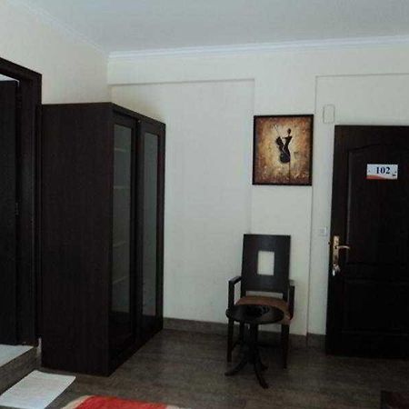 Hotel La Flamingo à Calangute Extérieur photo